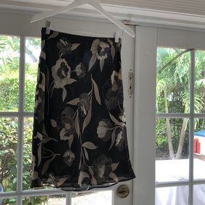 Midi Ann Taylor Black Skirt with beige Flowers